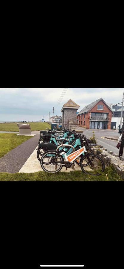 The Captains Wheel Skerries Eksteriør bilde